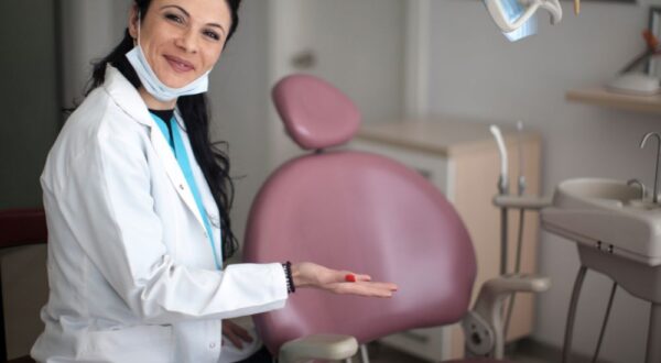 Warm and welcoming dental staff at Friedman Dental Group in Brickell.